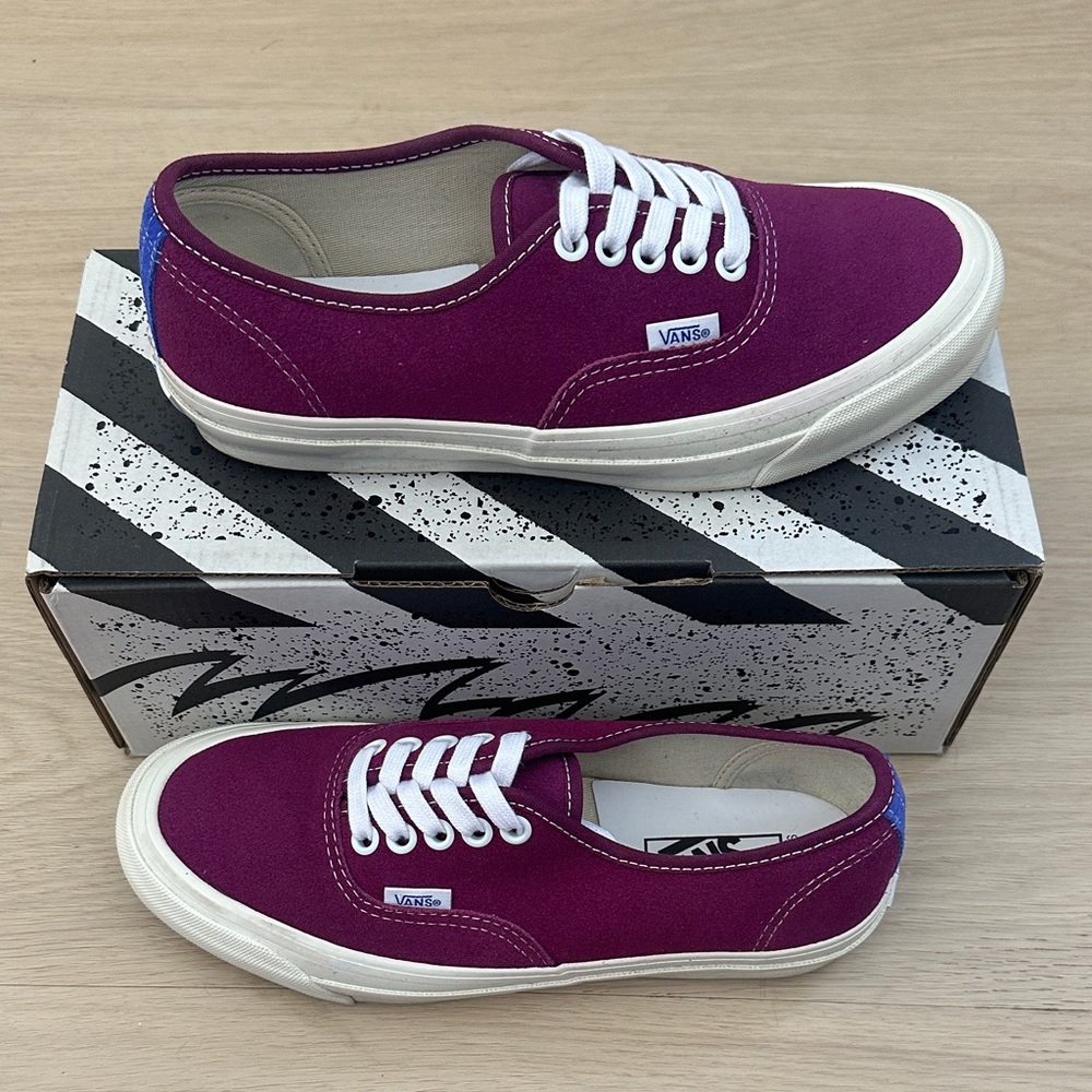 Vans OG Authentic (Vault) in Suede